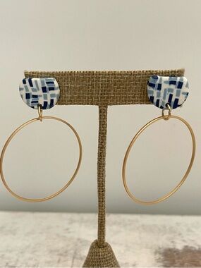 Stitch Fix Blue & White Gold Tone Hoop Pierced Earrings